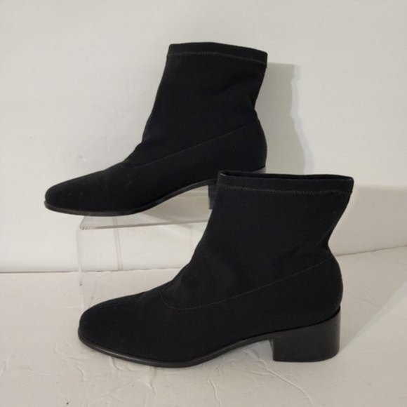 Lauren Ralph Lauren Slip On Black Ankle Boots Size 8.5 AA Great Condition - Picture 2 of 8